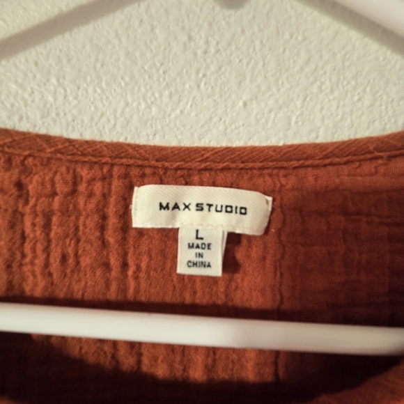 Max Studio Brown Long Sleeve Blouse - Picture 2 of 9